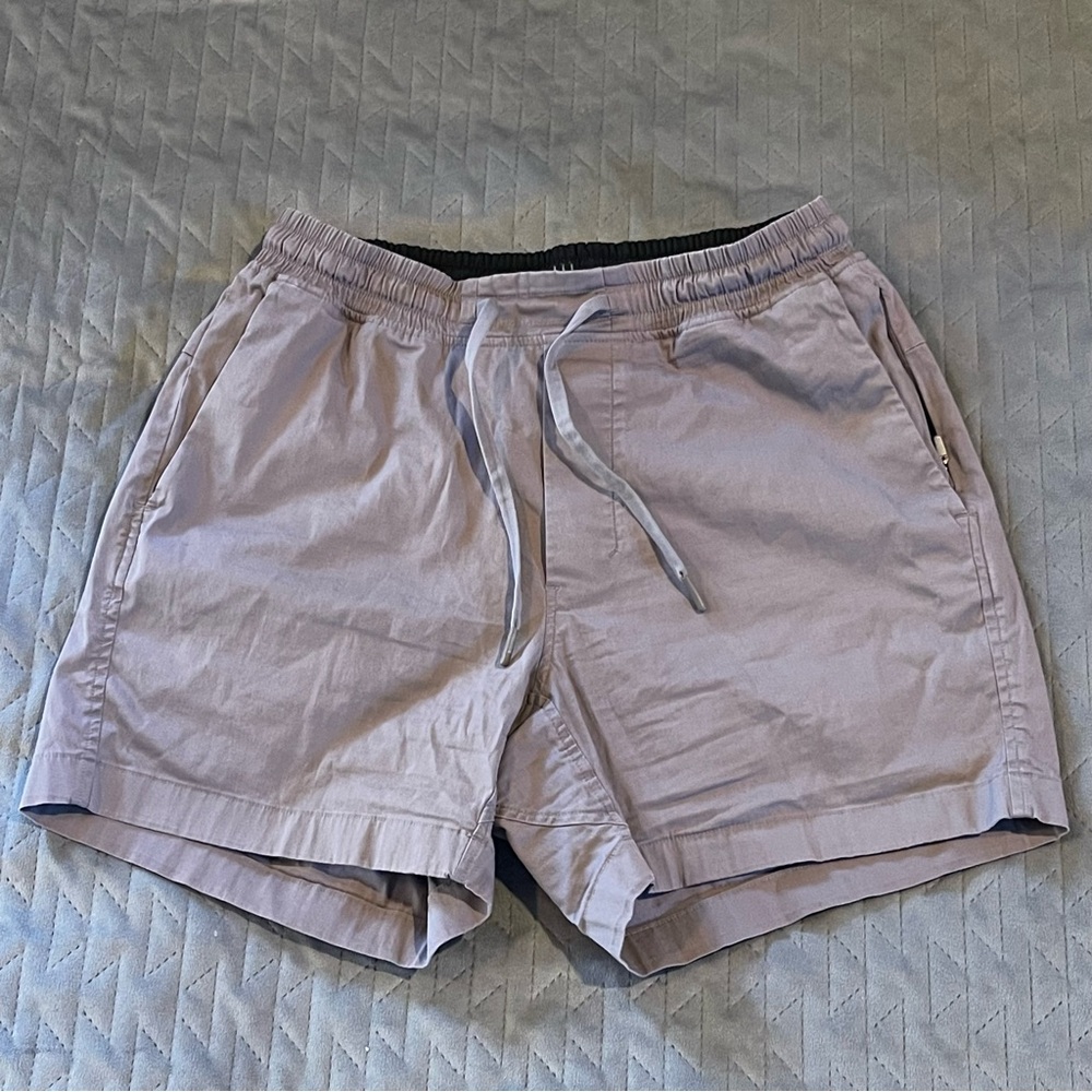 Lululemon shorts mens size small pre-owned‎ condition